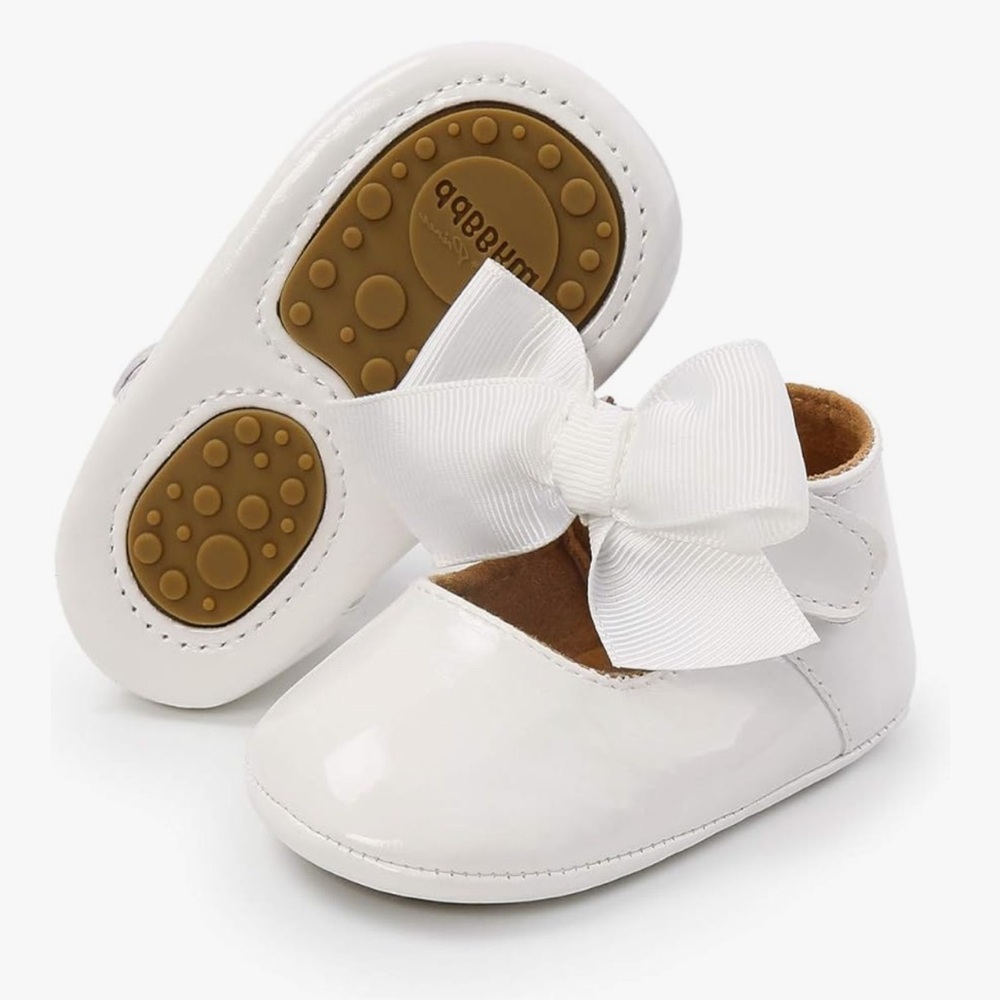White Baby Shoes with Bow